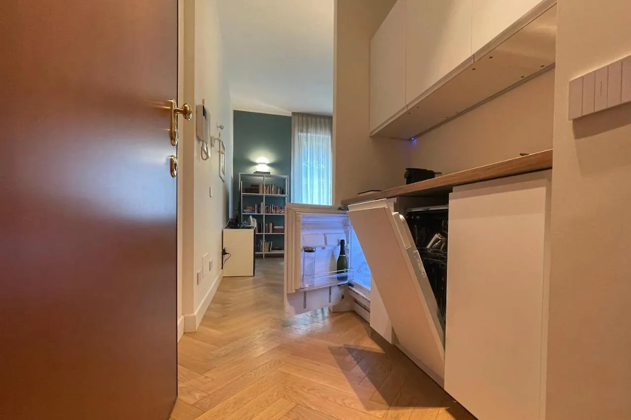 Oreaspiti - Not Only A Suite In Magenta Quarter Milánó